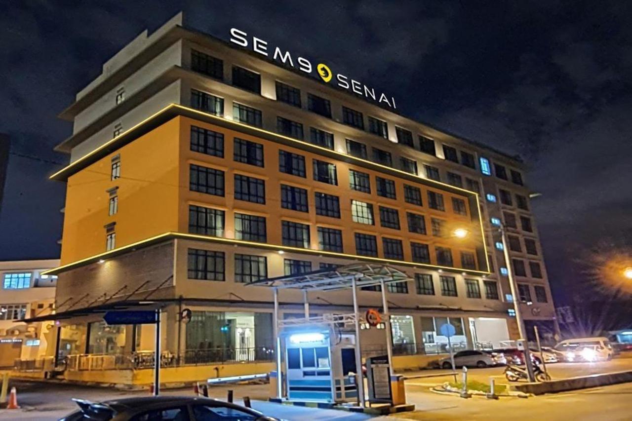 Sem9 Senai Hotell Kulai Eksteriør bilde