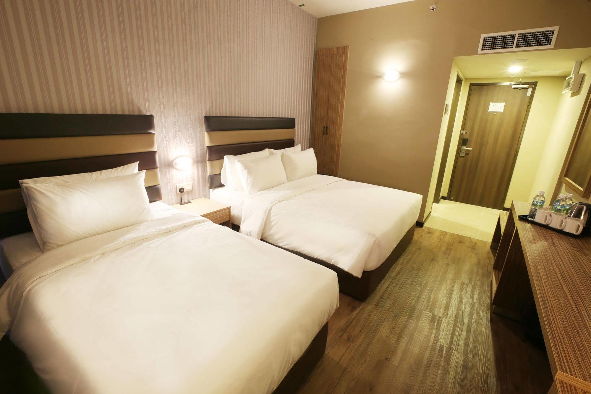 Sem9 Senai Hotell Kulai Eksteriør bilde